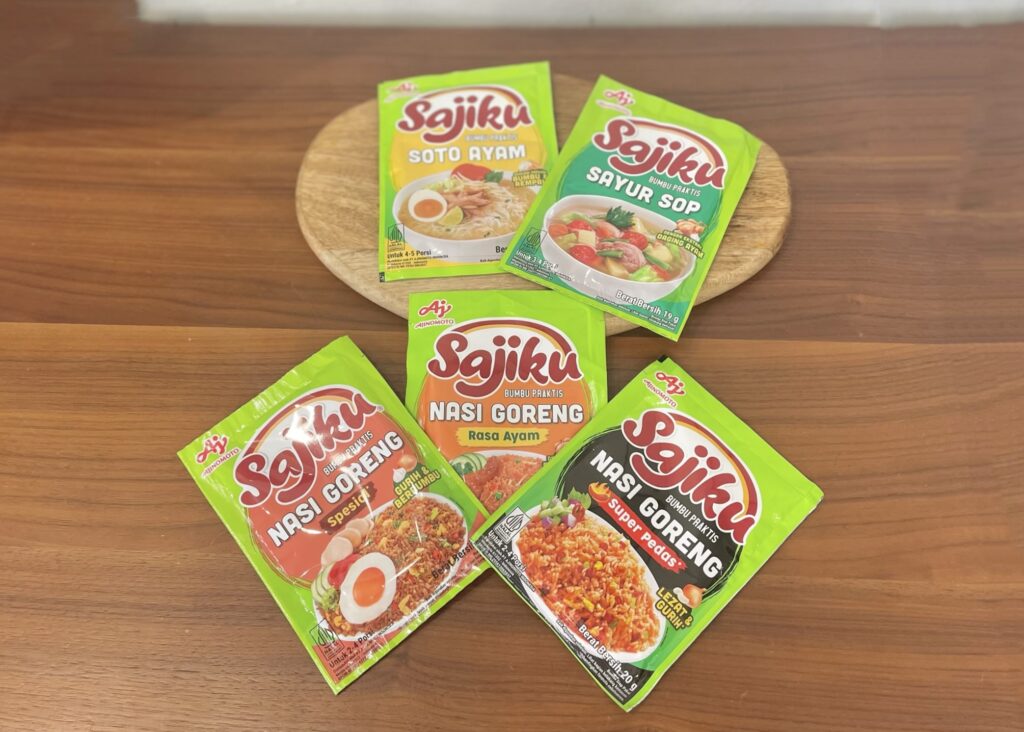 バリ島　インドネシア　お菓子　お土産　ばらまき　チャーハンの素　ナシゴレンの素